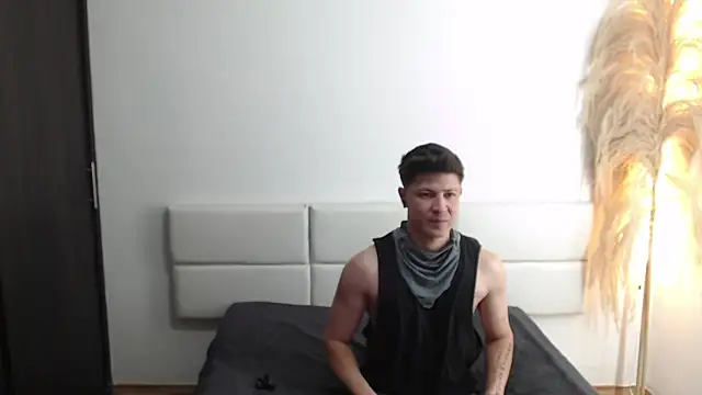 Mat Jhonson online show from March 28, 2026, 9:31 am