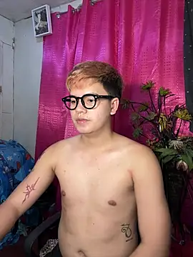 urbigcutienasio online show from August 3, 2026, 3:05 pm