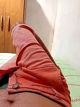erotil 1 online show from July 16, 2026, 4:24 pm