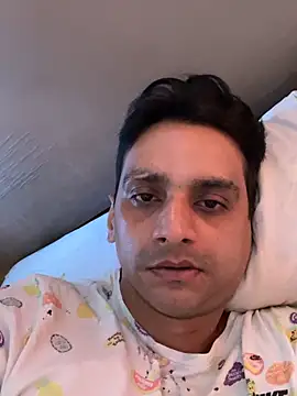 online4u08 online show from March 18, 2026, 9:12 am