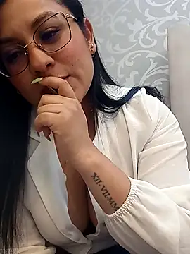 Melie me online show from March 17, 2026, 11:02 am