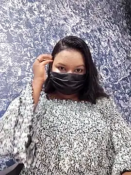 Snapshot of Cutie_bae011 chatting on March 1, 2026, 5:15 pm Cutie bae011 online show from March 1, 2026, 5:15 pm