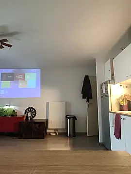 eruzam59000 online show from April 4, 2026, 12:35 pm