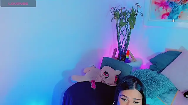 Snapshot of hot_luckyangel01 chatting on February 27, 2026, 6:35 am hot luckyangel01 online show from February 27, 2026, 6:35 am