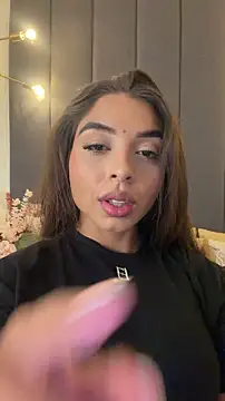 AnnyVega   online show from May 15, 2026, 8:27 pm