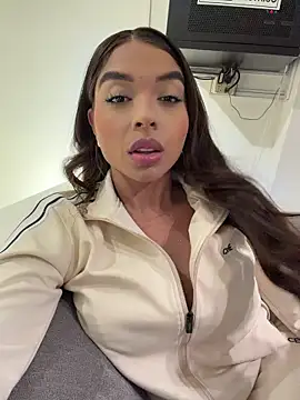 AnnyVega   online show from July 8, 2026, 9:08 pm