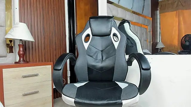 Keitty Rose online show from March 2, 2026, 8:26 pm