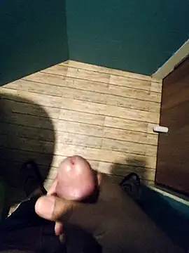 Snapshot of RonitVora chatting on February 24, 2026, 10:19 pm RonitVora online show from February 24, 2026, 10:19 pm