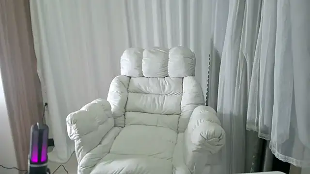 lilabeauty online show from April 7, 2026, 1:33 pm