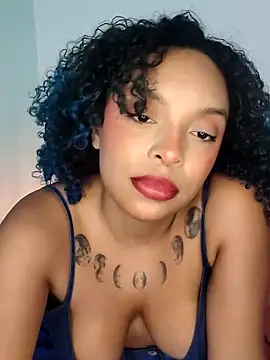 Snapshot of nessa_wine chatting on February 26, 2026, 7:35 pm nessa wine online show from February 26, 2026, 7:35 pm