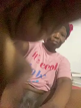 Snapshot of SweetPearl007 chatting on March 2, 2026, 7:54 pm SweetPearl007 online show from March 2, 2026, 7:54 pm