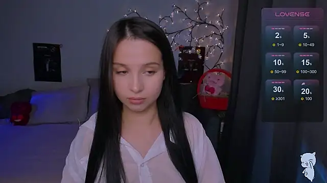 SoftyMooon online show from March 12, 2026, 6:36 pm