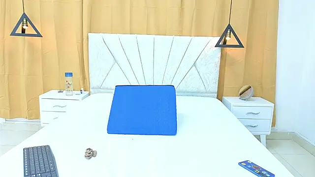 Snapshot of maria_sweet_honey chatting on February 28, 2026, 12:50 pm maria sweet honey online show from February 28, 2026, 12:50 pm