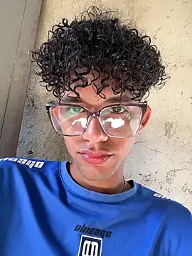 Stickmendez online show from March 8, 2026, 8:12 pm