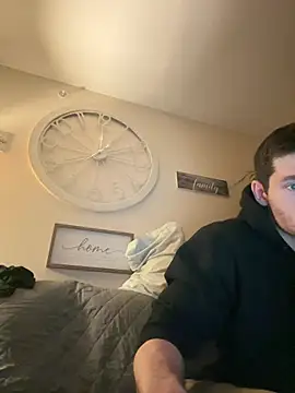 Snapshot of Aarondeweese27 chatting on February 24, 2026, 12:36 pm Aarondeweese27 online show from February 24, 2026, 12:36 pm