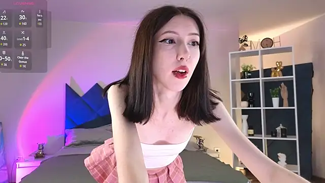 KuramiGirl online show from April 10, 2026, 3:01 am