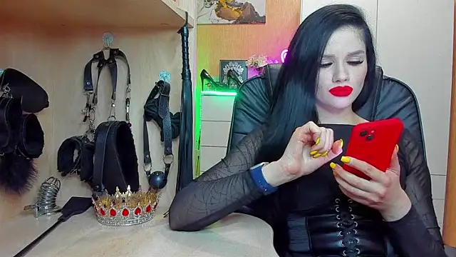 KristiTopxx online show from November 8, 2025, 8:51 pm