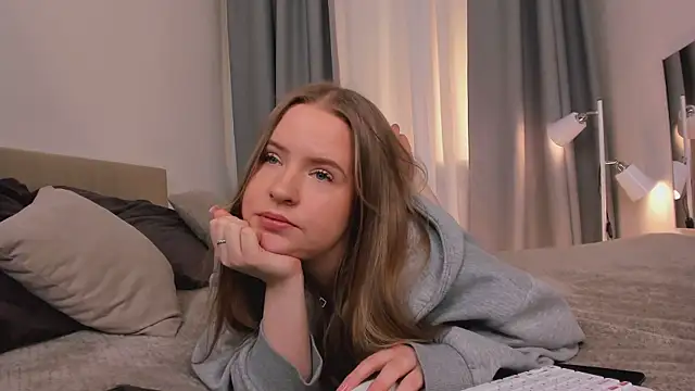 Arya Thomas online show from March 24, 2026, 4:45 pm