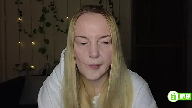 Snapshot of Bella_soulmate chatting on February 23, 2026, 12:57 pm Bella soulmate online show from February 23, 2026, 12:57 pm