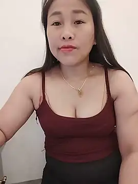 01 ANNA 01 online show from June 10, 2026, 9:46 pm