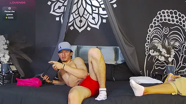 Luna Dante fox online show from March 8, 2026, 2:54 pm