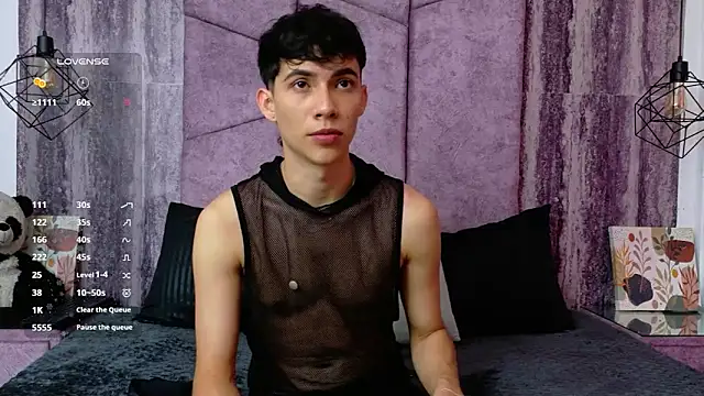 AronTawers online show from June 17, 2026, 7:26 pm