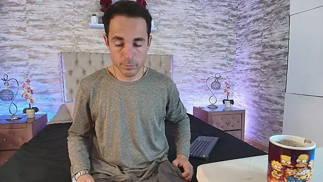 Adams Sanz online show from April 15, 2026, 7:43 pm