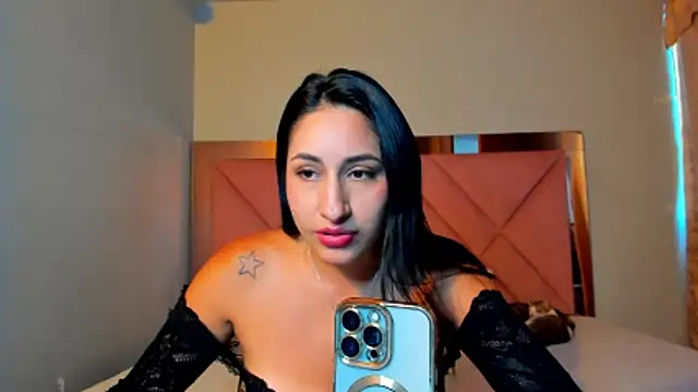 Snapshot of Alanah_connory chatting on March 16, 2026, 6:45 pm Alanah connory online show from March 16, 2026, 6:45 pm