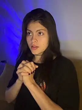 Snapshot of zavageangel chatting on March 9, 2026, 9:35 am zavageangel online show from March 9, 2026, 9:35 am