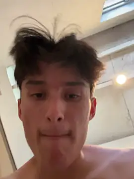 Snapshot of harfuch chatting on March 11, 2026, 8:15 pm harfuch online show from March 11, 2026, 8:15 pm