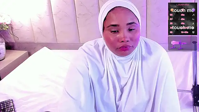 Camila-Rose online show from March 19, 2026, 9:35 am