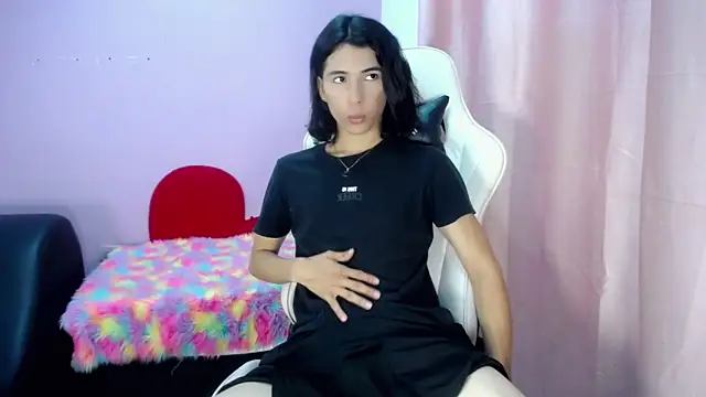 Snapshot of Larry_craft chatting on March 4, 2026, 8:26 pm Larry craft online show from March 4, 2026, 8:26 pm