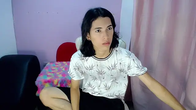 Snapshot of Larry_craft chatting on March 5, 2026, 9:00 pm Larry craft online show from March 5, 2026, 9:00 pm