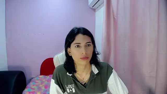 Snapshot of Larry_craft chatting on March 19, 2026, 8:13 pm Larry craft online show from March 19, 2026, 8:13 pm