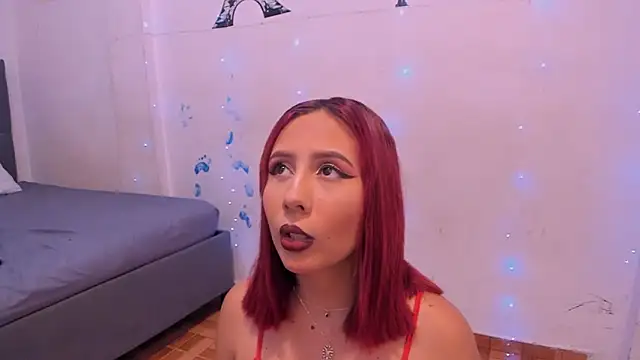 Snapshot of violeta_blaze1 chatting on April 21, 2026, 10:01 pm violeta blaze1 online show from April 21, 2026, 10:01 pm