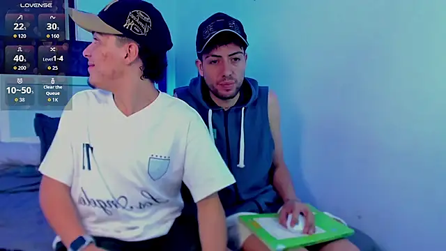 Snapshot of alex_and_christhoper chatting on March 3, 2026, 2:18 am alex and christhoper online show from March 3, 2026, 2:18 am