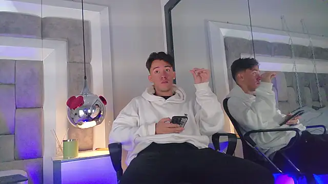 Austin Reedss online show from April 8, 2026, 1:22 pm