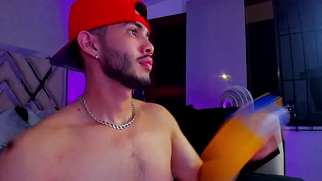 Vincentblack online show from June 28, 2026, 3:23 am
