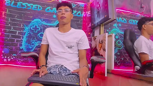 Snapshot of alex_blasze chatting on February 27, 2026, 3:28 am alex blasze online show from February 27, 2026, 3:28 am