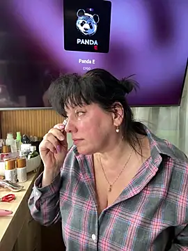 expensive lady online show from March 22, 2026, 6:55 pm