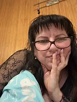 expensive lady online show from April 6, 2026, 7:48 pm