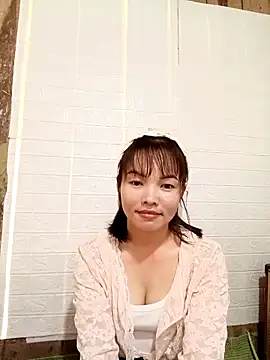 Angel-balee online show from May 7, 2026, 3:56 am