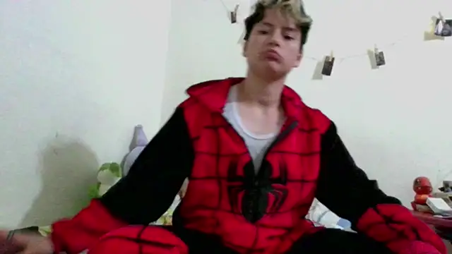 RedHood 1 online show from April 24, 2026, 4:48 am