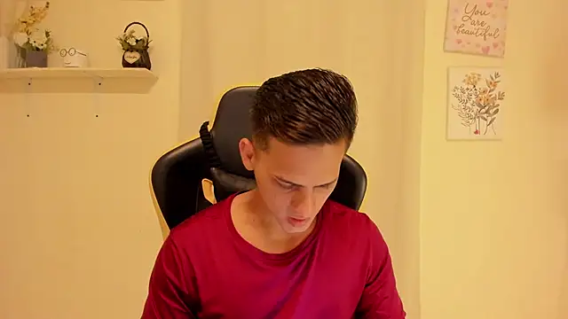 sexy andres01 online show from July 2, 2026, 10:05 pm
