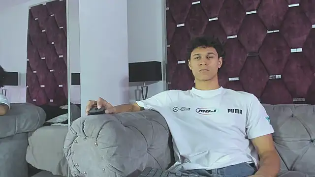TonyBenedetti online show from June 15, 2026, 8:22 pm