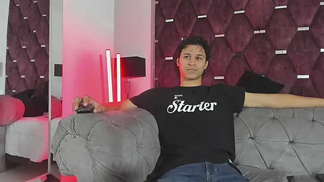 TonyBenedetti online show from July 28, 2026, 8:34 pm