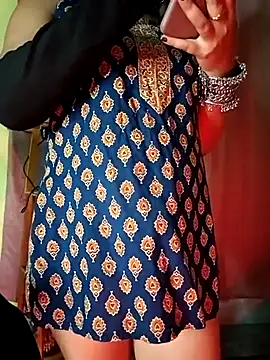 Snapshot of Kritika05 chatting on June 12, 2026, 4:06 pm Kritika05 online show from June 12, 2026, 4:06 pm