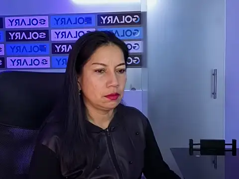 Megan Collinss1 online show from April 15, 2026, 2:46 pm