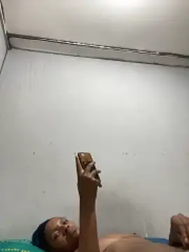 zamanguni1999 online show from February 27, 2026, 3:50 am