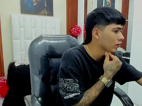 Snapshot of Thiago_collinss chatting on February 26, 2026, 9:58 pm Thiago collinss online show from February 26, 2026, 9:58 pm